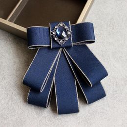 Bow Ties Korean Ribbon Pearl Tie Brooches For Women Crystal Rhinestone Necktie Pins Men's Suit Shirt Collor Clothing Accessories