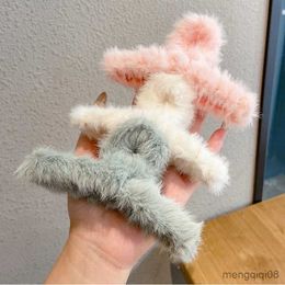 Other Elegant Plush Hair Clip Faux Fur Cls Combs Clamps Autumn Winter Hairpin Barrette Fashion Women Hairgrips Accessories R230608