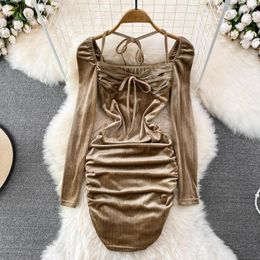 Casual Dresses Pure Wind Retro Temperament Long-sleeved Hanging Neck Square Collar Collection Waist Slimming Fold Golden Velvet Buttock