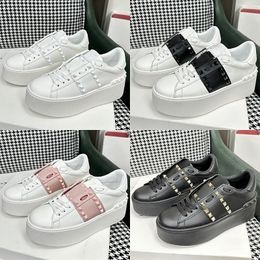 Punk rivet skate shoes new luxury designer shoes womens classic platform shoes fashion low-top sneakers comfortable leather casual shoes outdoor breathable flats