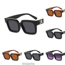 Offs Frames Fashion Sunglasses Brand Men Sunglass Arrow x Black Frame Eyewear Trend Square Sunglasse Sports Travel Sun Glasses Qh1k