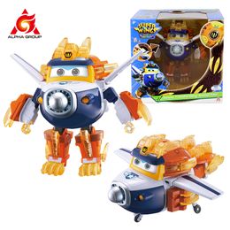 Action Toy Figures Super Wings S6 6 Inches Deluxe Transforming Paul with Lihght Sounds Robot Deformation Aeroplane Action Figures Anime Kid Toys 230608