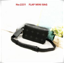 High Quality women Mens Shoulder Bag man Flap Leather messenger bag Luxurys Designer small CrossBody bag Handbags outdoor Pocket Phone wallet purses