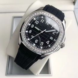Luxus -Männerdesignerin Nautilus Granate Automatische Uhr 5167a Uhren hochwertige SS -Gummi -Gurt -Bewegung Montre Uhren