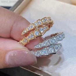 Classic Hot Sale 925 Sterling Silver Zircon Snake Bone Ring Women Simple Fashion Trend Design Luxury Brand Jewellery Party Gifts