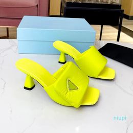 Novelty slippers designer Triangular buckle Genuine Leather sandals 6.5CM Kitten heel shoes Fashion Square toe open toe sandal womens Bread Slipper