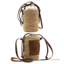 Shoulder Bags Chic Women Round Straw Handbag Ladies Casual Bags Shoulder Bag Round Barrel Crossbody Bag for Travelling Shopping Holiday Gifts