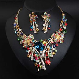 Pendant Necklaces Fashion Shiny Multicolor Cubic Zirconia Crystal Flower Necklace Earrings Set Exaggerated Fashion Bridal Banquet Party Jewelrys T230609