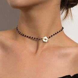 Chains 2023 Fashion Luxury Black Crystal Glass Bead Chain Choker Necklace For Women Flower Lariat Lock Collar Gifts