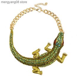 Pendant Necklaces Fashion exaggeration alloy Rhinestone Necklace high quality all Rhinestone green crocodile clavicle chain necklace for women T230609