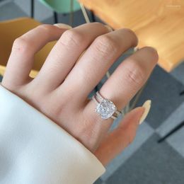 Cluster Rings S925 Sterling Silver Ring 9 10mm Zircon Fashion Jewelry Hypoallergenic For Women Birthday Wedding Engagement Gift Wholesale