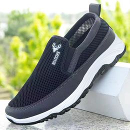 New Summer Men Shoes Fashion Mesh Lightweight Breathable Sneakers Men Soft Sole Anti-Slip Casual Shoes for Men Zapatos De Hombre