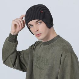 Berets Winter Ear Protection Hat For Man Solid Colour Woollen Warm Knitted Beanies Bonnet Female Skullies