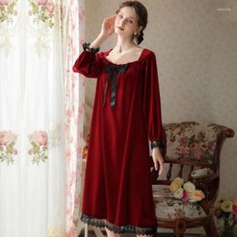 Women's Sleepwear Vintage Velour Robe Nightgown Women Autumn Winter Warm Long Sleeve Night Dress Sweet Pleuche Velvet Princess Nightwear