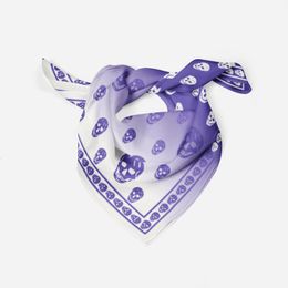 Scarves Factory Wolesale 2023 Designer Print Square Scarf Women Bandana Hairband Lady Head Wraps Female Shawl Fashion Neckerchief