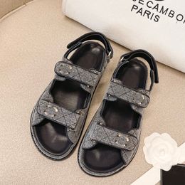 Sandals Designer c Sandals Summer hot beach shoe women Small fragrant leather thick soled shoes women wear open toe fashion in summer Caligae 240412QKNI