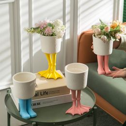 Vases Creative Cute Hand Painted Boots Goosefoot Shape Ceramic Decorative Flower Vase Filler Table Storage Container Home Decor 230609