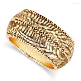 Bangle HAHA&TOTO Arrivals Antique Gold Plating Wide Statement Baroque Embossment Chunky Bracelets Jewelry Accessory Bijoux