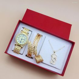 Wristwatches 4Pcs Fashion Ladies Watch Jewerly Set Women Diamond Quartz Gold Plated Bangles Exquisite Leaf Cuff Bracelet Ring With Box