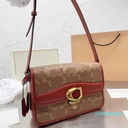 Designer Women Shoulder Messenger Bag Underarm Tote Bag 4 Colors Leather Handbags Brown Crossbody bags Purses