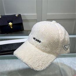 Winter Ball Caps for Mens Women Designer Cashmere Baseball Cap With Letters Fashion Street Hat Beanies Warm Furry Hats Multi Color205f