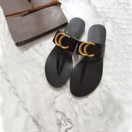 Fashion leather slip metal chain ladies casual shoes summer luxury G sandals 2023 designer women flip-flops.