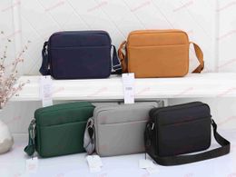 Cross Body Bag Fashion Letters Wallet Business Shoulder Bag Designer Interior Compartment Pockets Luxury Leisure Source Bags