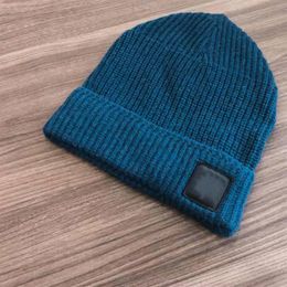 Luxury Knitted Hat Designer Beanie Cap Ski Hats Snapback Mask Mens Fitted Winter Skull Caps Unisex Cashmere Plaid Letters Casual O232k