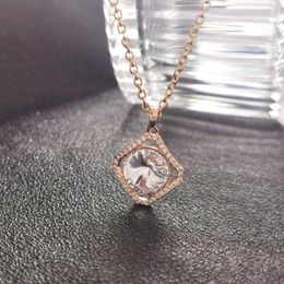 Pendant Necklaces 11.11 Round Shape Necklace For Women Austrian Crystal Gold Colour Plated Geometric Design Jewellery Girls Gift