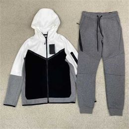 Mens Sports Pants Hoodies Tech Fleece Designer Hooded Jackets Space Cotton Trousers Womens Thick Coats Bottoms Men Joggers Running Quality Jumper Tracksuit VU5U