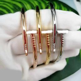 316l Stainless Steel Open in Hands Christmas Cuff Bangle Love Couple Nail Bracelet for