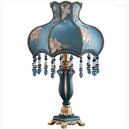 Table Lamps European Style Creative Bedroom Princess Wedding Room Bedside Romantic Decoration Desk Lamp Living Dining Study Lights