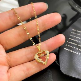 Pendant Necklaces Fashion European and American Angel Wings Necklace Heart Zircon Gem Crystal Gold Plated Jewelry Accessories Gift R230612