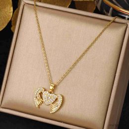 Pendant Necklaces Exquisite Fashion Love Angel Wings Necklace For Women Copper Micro Paved Zircon Heart Party Jewellery Birthday Gift R230612