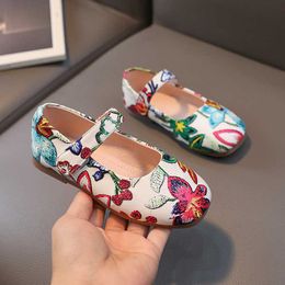Sandals European and American style fashion edition children's Mary Jens embroidered pattern breathable summer new 2023 girls' casual shoes G220612