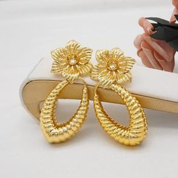 Dangle Earrings 2023 Vintage Women Flowers Shape Drop Fashion Gold Colour Statement Big For Daily Wear Gift Party