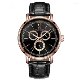 Wristwatches Men's WristWatch Leather Strap Waterproof Week Display Fashion Simple Business Versatile Quartz Watches For