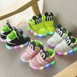 Athletic Outdoor Light Up Fashion Cartoon Glowing Children's Shoes LED Korean Boys Girls Casual Sneakers Toddler Boyshoes 230609