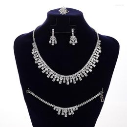 Necklace Earrings Set Jewellery HADIYANA Gorgeous Vintage Bridal Wedding Party Bracelet Ring Earring Dubai BN7951 Parrure De Bijoux