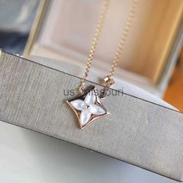 Pendant Necklaces clover designer brand luxury pendant necklaces for women mother of pearl 4 leaf flower choker necklace Jewellery gift original box packi J0612