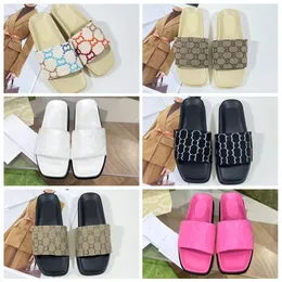 2023 Designer Fashion chinelo Paris slides grade Sandálias de superfície brilhante Chinelos de verão para homens e mulheres Ao ar livre Sapatos internos Hot unissex praia luxuoso