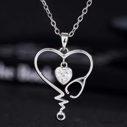 Pendant Necklaces Newly Designed Love Necklace for Women Daily Wear Chic Neck Accessories Fancy Gift Fashion Contracted Jewelry R230612