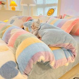 Bedding sets warm luxury fluffy plush comforter bedding set queen king size double coral fleece duvet cover bedsheets set with s case Z0612