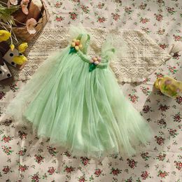 Girl's Dresses Beautiful three-dimensional Flower Girls Mesh Dress Summer New Flying Sleeve Baby Birthday Party Princess