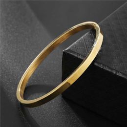 Charm Bracelets Fashion Cuff Bracelets Bangles Men Women Stainless Steel Gold Colour Silver Colour Black Bangle Bracelet Luxury Jewellery Z0612