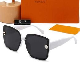 New Fashion Sunglass Luxury Pc Frame Designer Men Women Classic Popular Uv Protection Shading Pattern Lens Sunglasses with Boxo74y