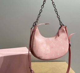 Underarm Crossbody Moon Bag Sakura Petal Pink Shoulder Crossbody Multifunctional Classic Pattern Purse Single Messengers Purses 220712