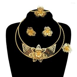 Necklace Earrings Set Latest Brazilian Dubai Gold-Plated Jewellery Ladies Flower Glossy Bracelet Wedding Accessories FHK13011