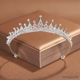 Wedding Hair Jewelry Classic Simple Bride for Women and Girls Queen Party tiaras R230612
