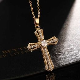 Pendant Necklaces Fashion Classic Jesus Cross Necklace for Women Men Hip Hop Personality Zircon Gold Plated Stainless Steel Jewellery Gifts R230612